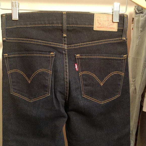 🎈Last Pair Levi Jeans Bootcut Style. NWT! - Picture 8 of 8